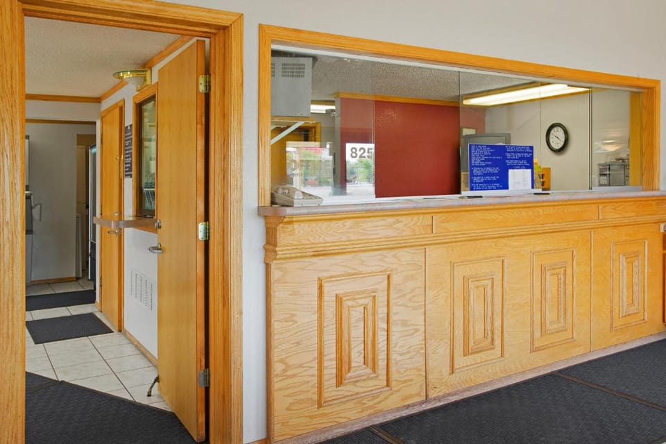 Americas Best Value Inn Hotel in Merrillville