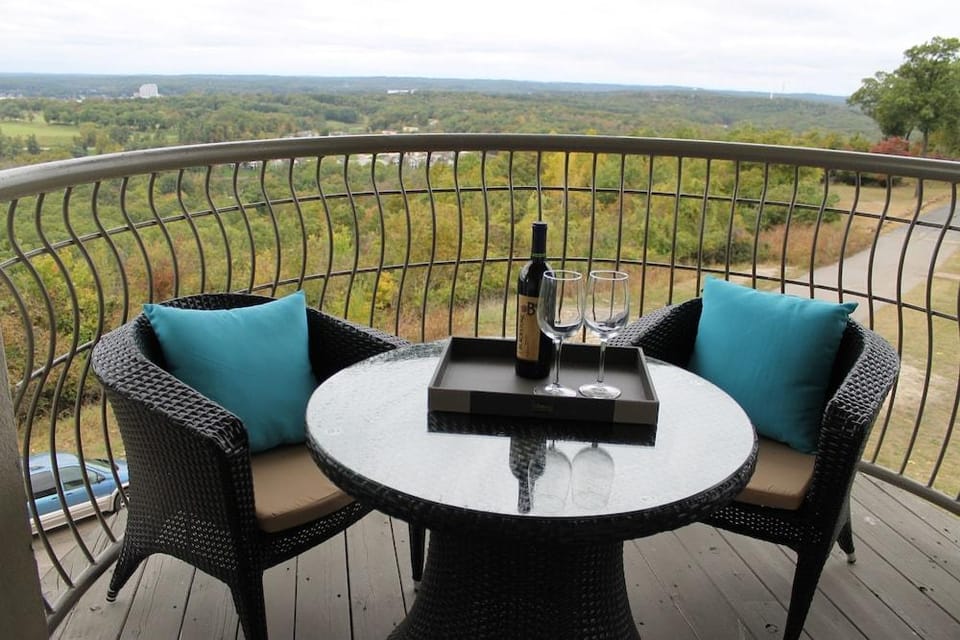 Regalia Hotel and Conference Center Hotel in Lake of the Ozarks
