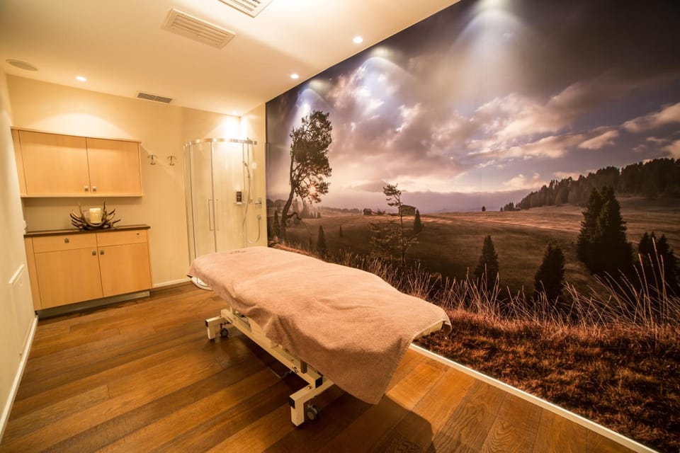 Boutique Hotel Nives - Luxury & Design in the Dolomites Hotel in Sëlva