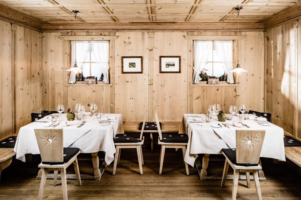 Boutique Hotel Nives - Luxury & Design in the Dolomites Hotel in Sëlva