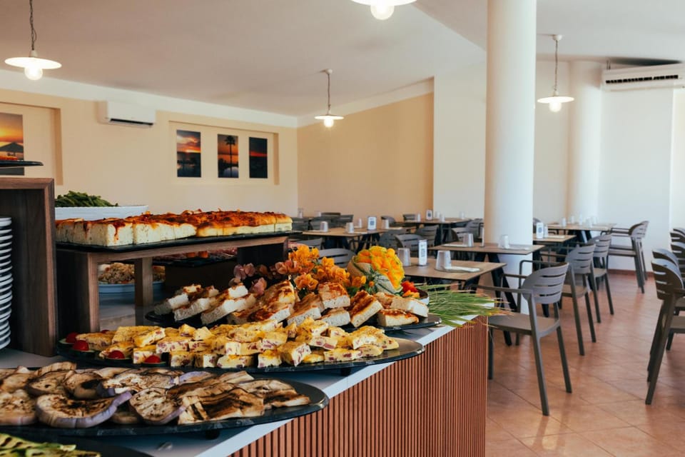 Cala Petrosa Resort Hotel in Calabria