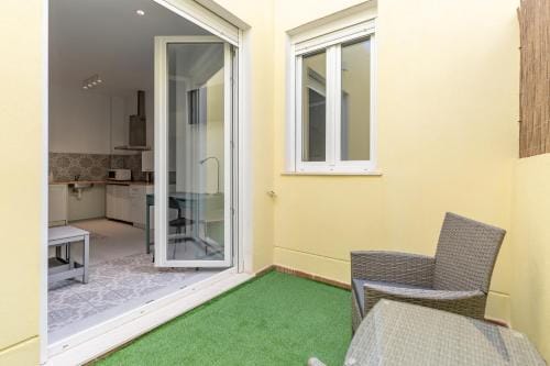 Sunny,Private Terrace,Wheelchair access Hotel in Valencia