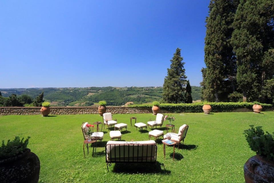 Castello di Bibbione Hotel in San Casciano Val Pesa