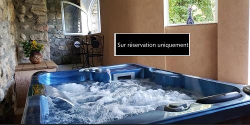 MaDolceVia Chambres d'hotes au coeur de Lamastre Hotel in Provence-Alpes-Côte d'Azur