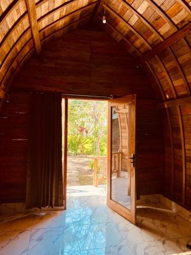 Dikaloha Surfschool and Stay Hotel in Bali