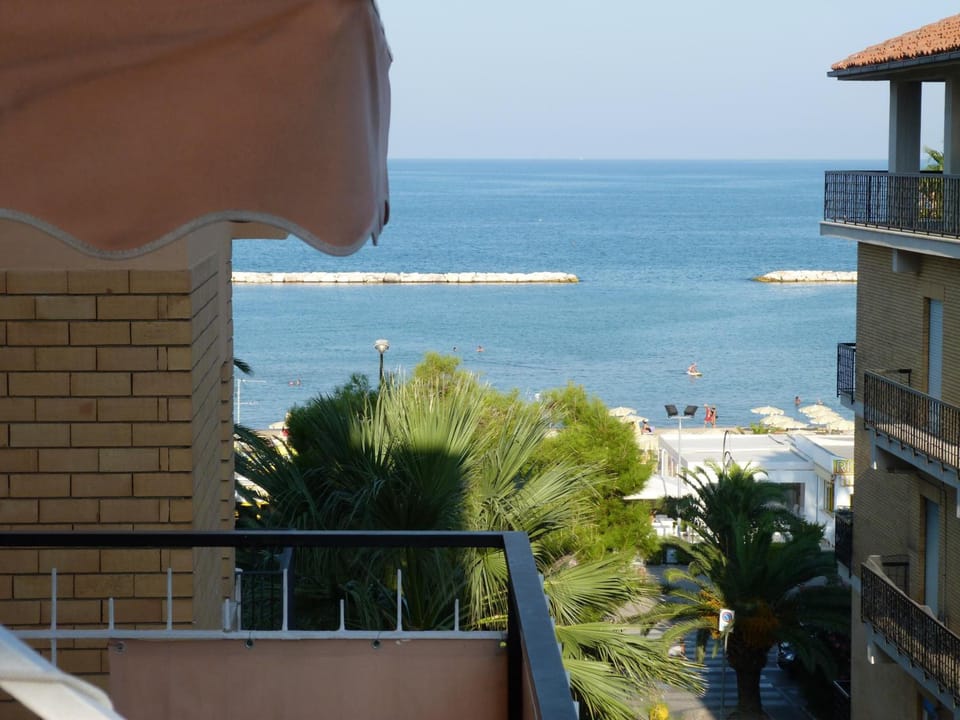Hotel Bologna Hotel in San Benedetto del Tronto