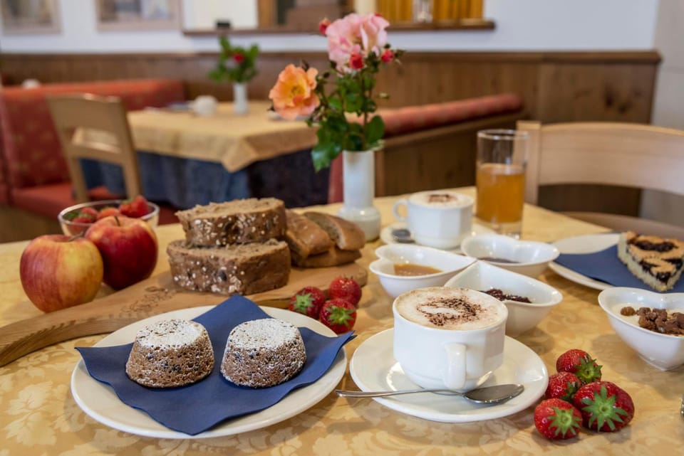 Hotel Chalet Genziana Hotel in Province of Brescia