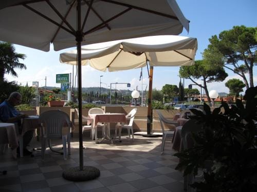 Hotel La Bussola Hotel in Lake Garda