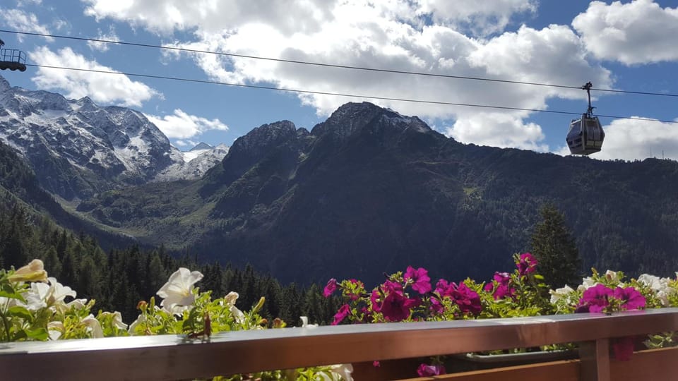 Hotel La Roccia Hotel in Province of Brescia