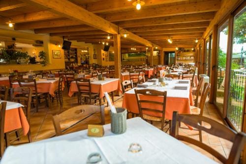 Hotel La Tavola Rotonda Hotel in Umbria