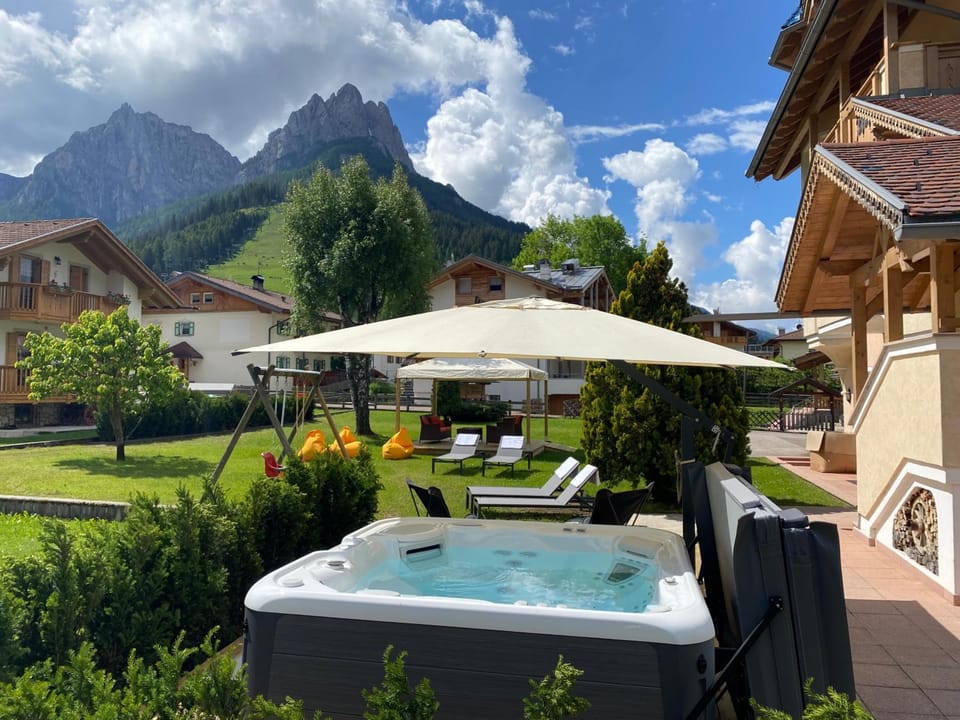 Hotel Chalet Sas Morin Hotel in Pozza di Fassa