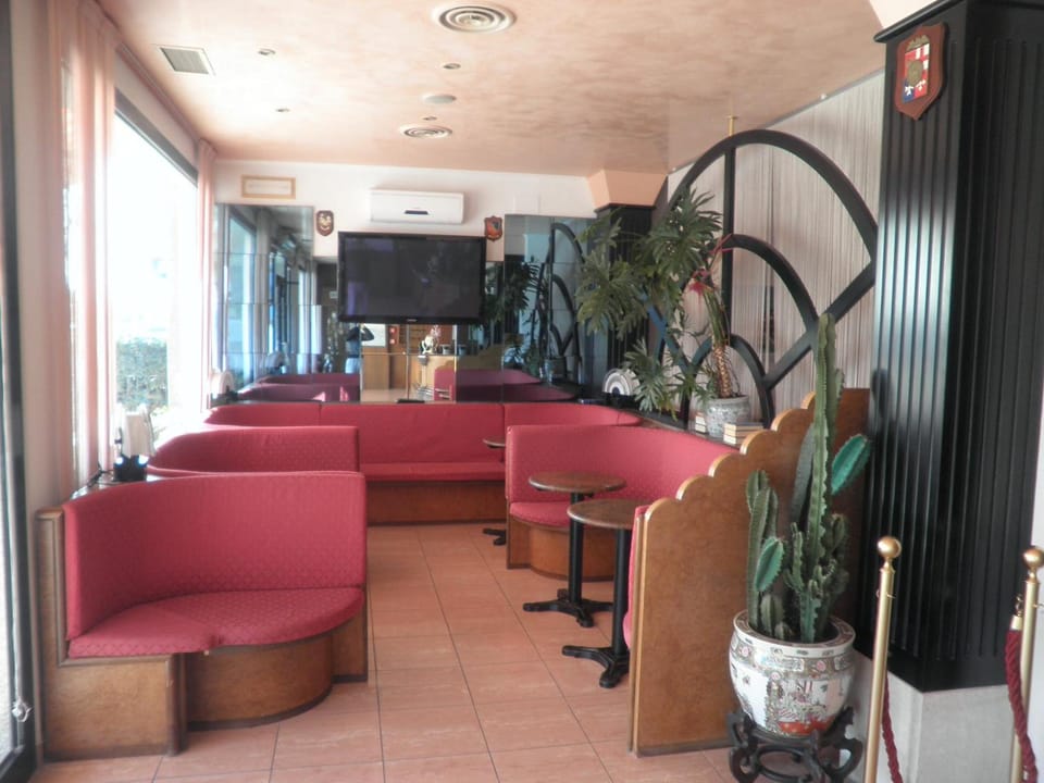 Bar/lounge