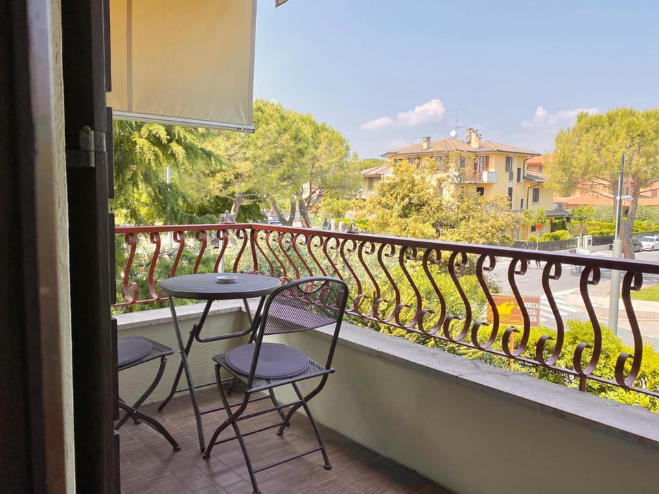 Jolly Apartments Hotel in Sirmione