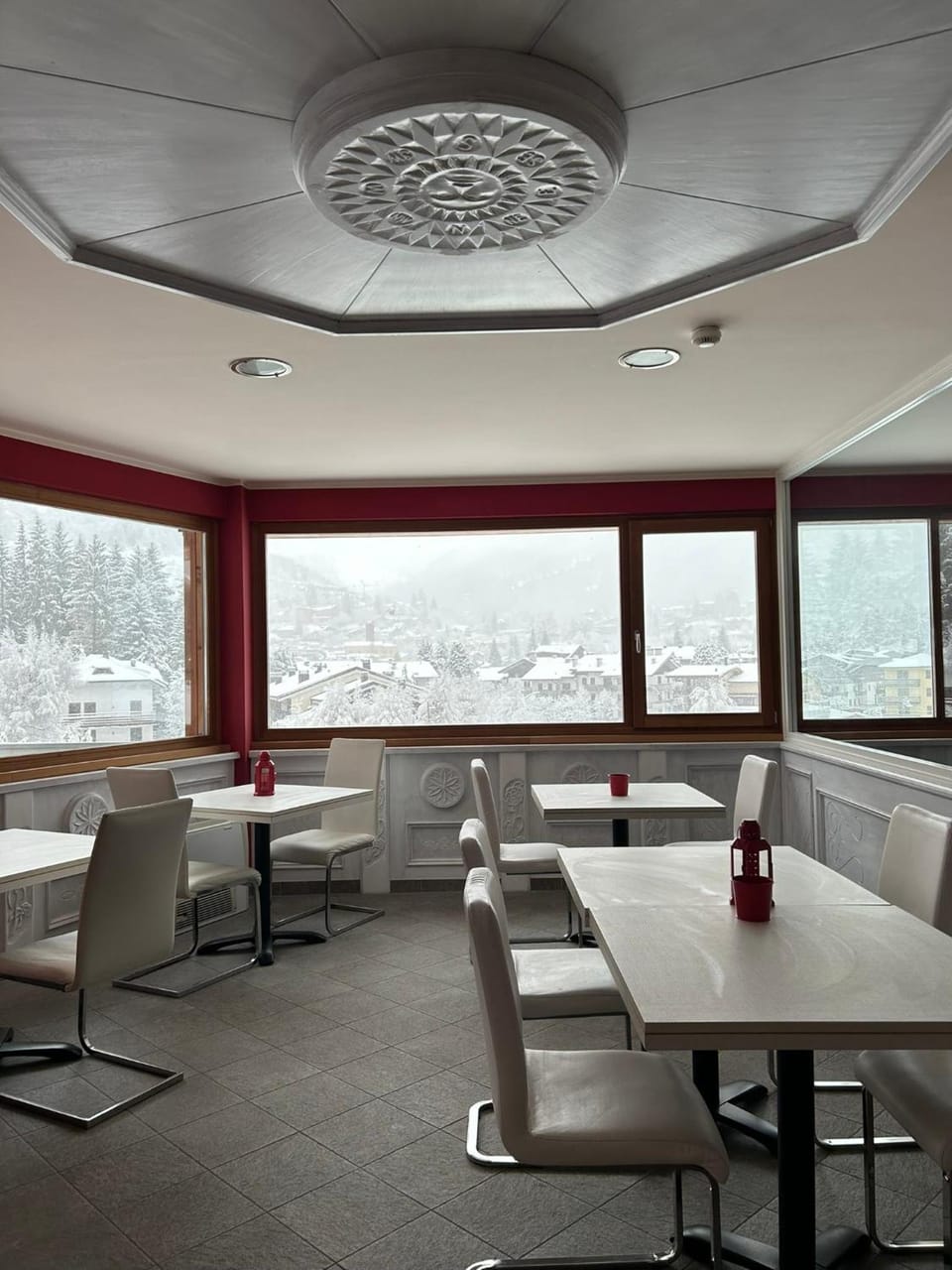 Jolly Resort & SPA Apartment hotel in Ponte di Legno