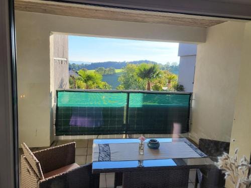 CJS Apartments - Chill or Drive am Nurburgring, Free Parking, WLan, Spacious Rooms, Quiet Location Hotel in Ahrweiler