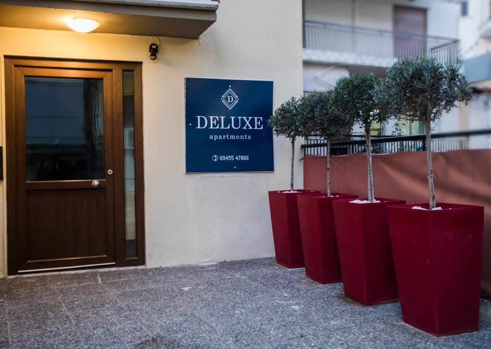 DELUXE APARTMENTS - free parking Hotel in Decentralized Administration of Macedonia and Thrace