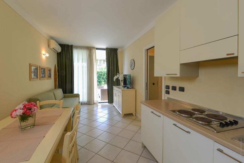 Le Terrazze sul Lago Hotel & Residence Apartment hotel in Province of Brescia