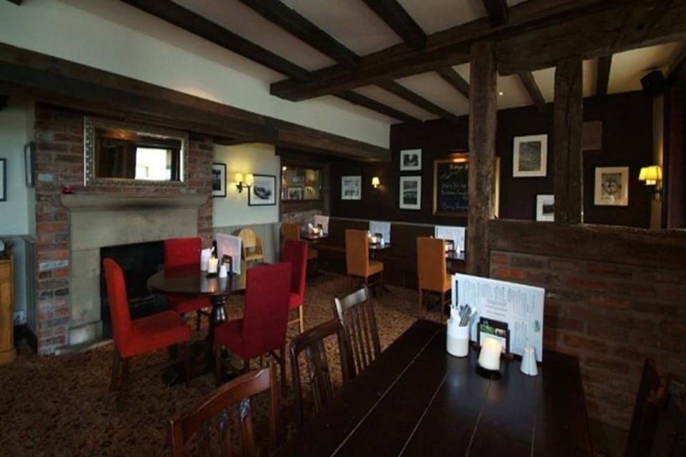 PREMIER INN KNUTSFORD(MERE) Hotel in England
