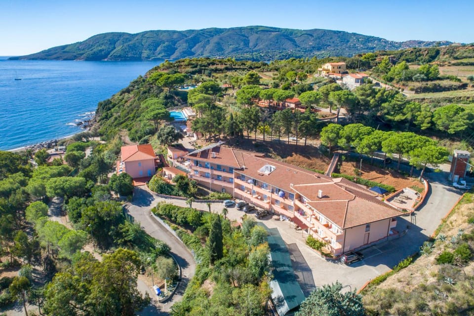 Residence Reale Hotel in Tuscany