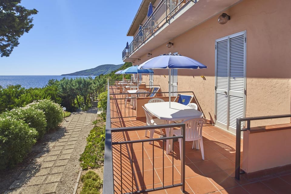 Residence Reale Hotel in Tuscany