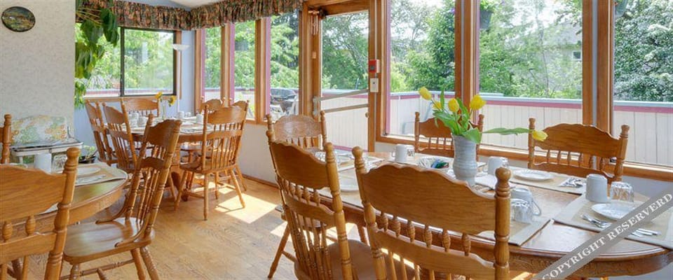 Marketa's Bed and Breakfast Hotel in Victoria