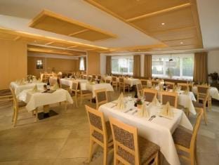 Wirtshaushotel Alpenrose Hotel in Trentino-South Tyrol
