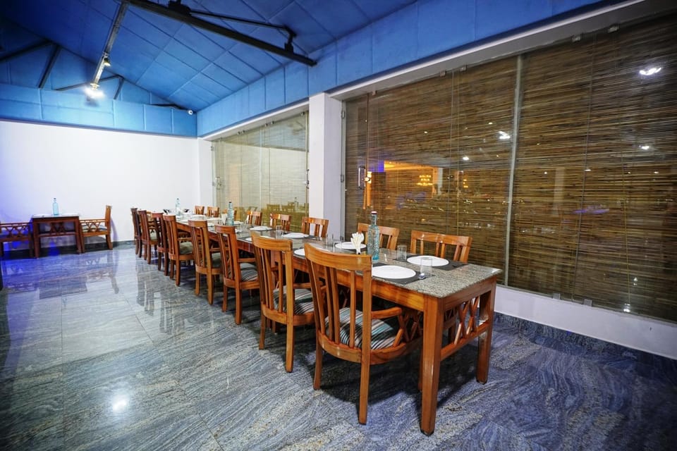 Hotel Blue Waves Hotel in India