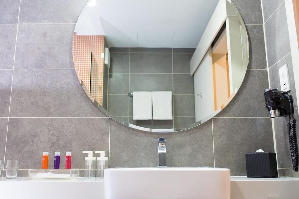 The 12 Suites @ Empire Damansara Apartment hotel in Petaling Jaya