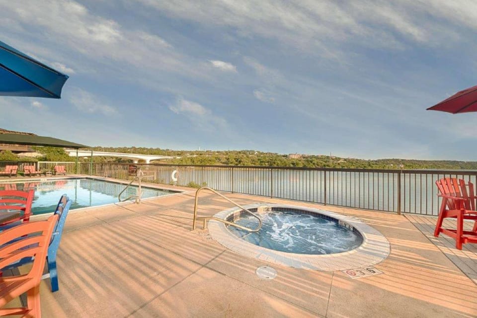 Hidden Falls Inn Hotel in Marble Falls