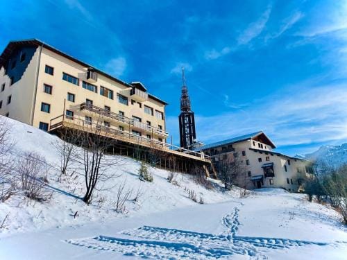 ho36 Les Menuires Hotel in Les Allues