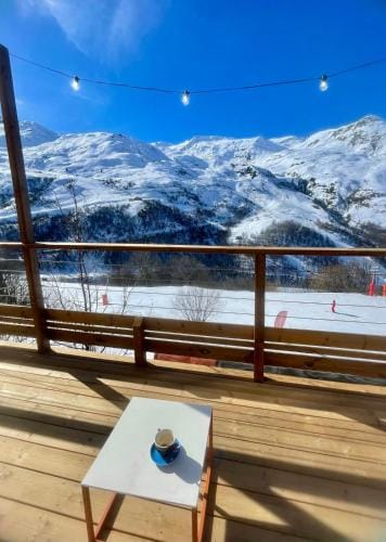 ho36 Les Menuires Hotel in Les Allues