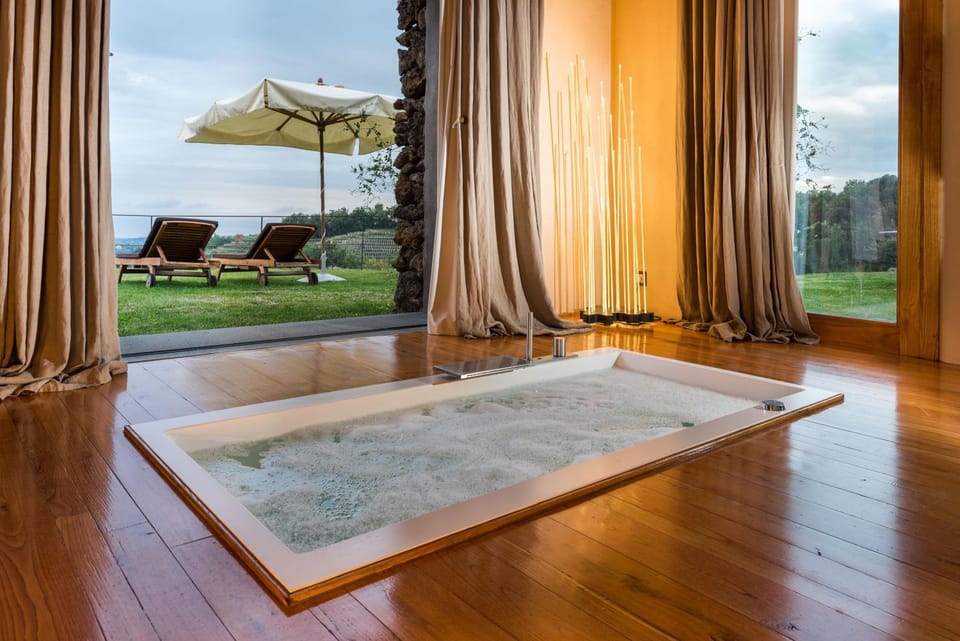 Monaci delle Terre Nere Hotel in Sicily