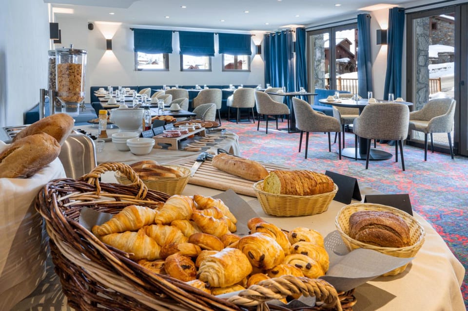 Hotel L'Aigle du Montana by Les Etincelles Hotel in Tignes