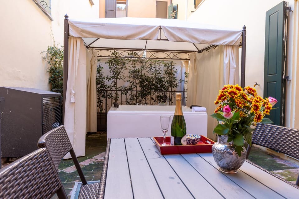 BolognaRoomscom - Frassinago Deluxe Apartment hotel in Bologna