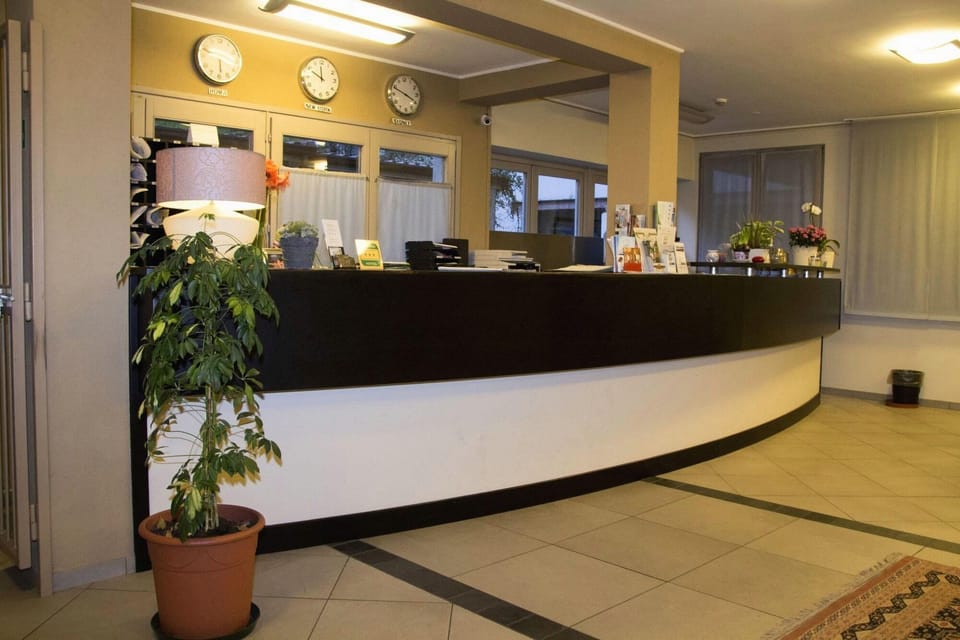 Parini Hotel Hotel in Province of Lecco