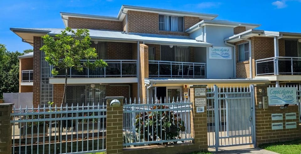 Copacabana Shores Apartment hotel in Central Coast