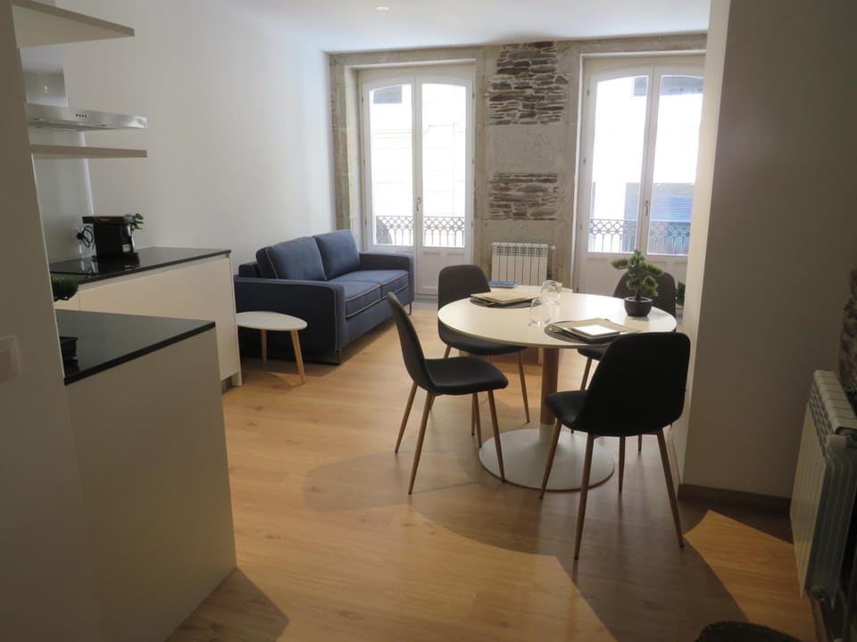 APARTAMENTOS ARMANYA 3 Apartment hotel in Lugo