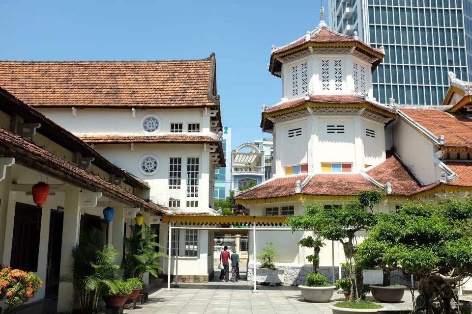 whale hotel Hotel in Da Nang