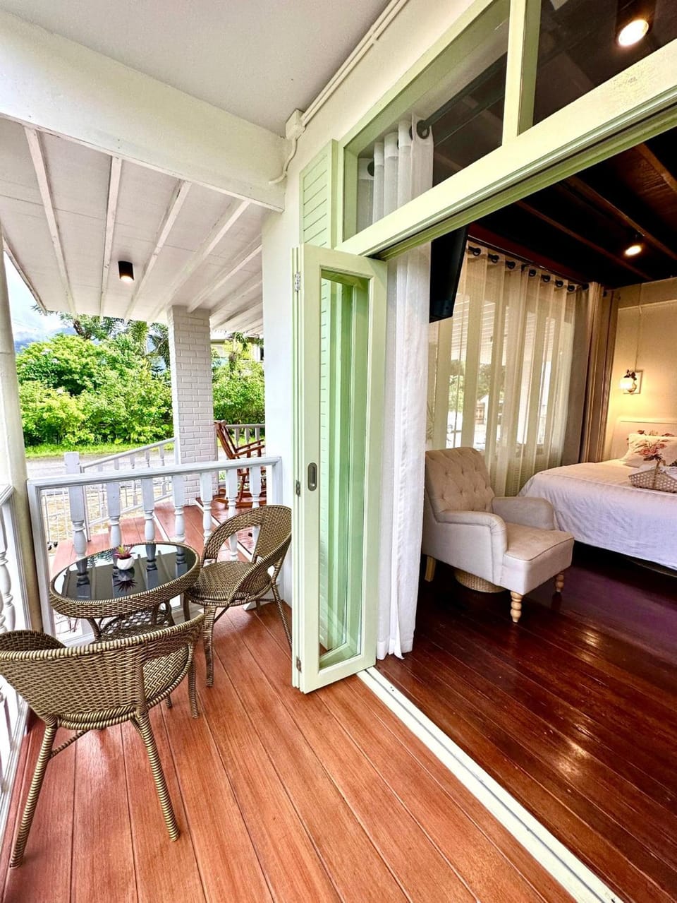 Zane Balcony House Ranong Hotel Apartment hotel in Ranong, Khao Niwet, Mueang Ranong District, Ranong 85000, Thailand