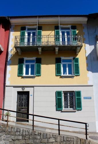 1912 - Blue Room - old town Hotel in Locarno