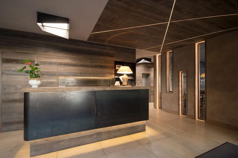 Crimea Wine Hotel Hotel in Chiavenna