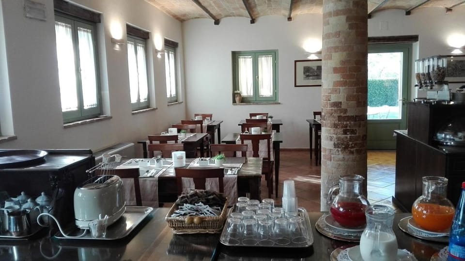 Hotel San Claudio Hotel in Marche