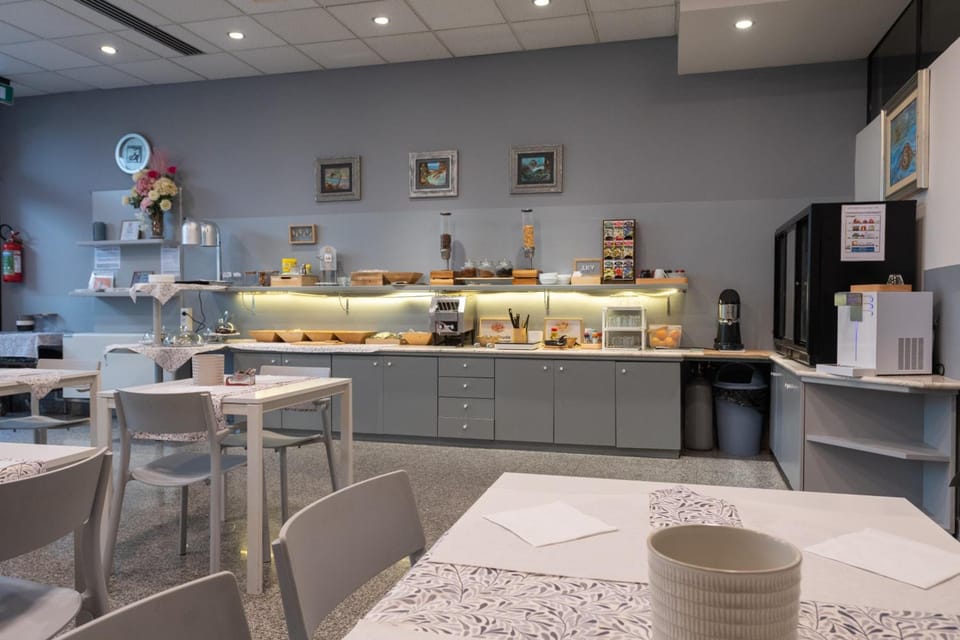 Hotel Baffo Rosso Hotel in Alba Adriatica