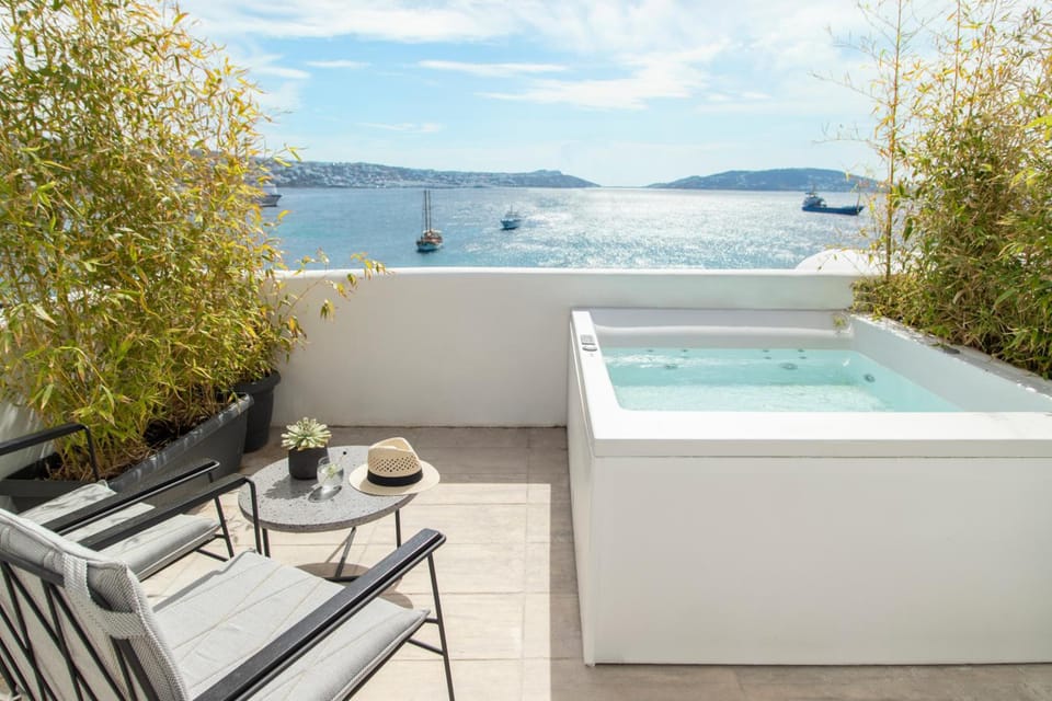 Nimbus Mykonos Hotel in Mykonos, Mikonos 846 00, Greece