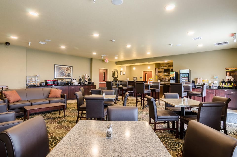 Cobblestone Hotel - McCook Hotel in Nebraska
