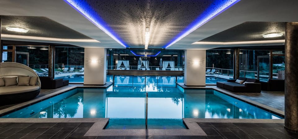 Hotel Weiher Green Lake Hotel in Trentino-South Tyrol