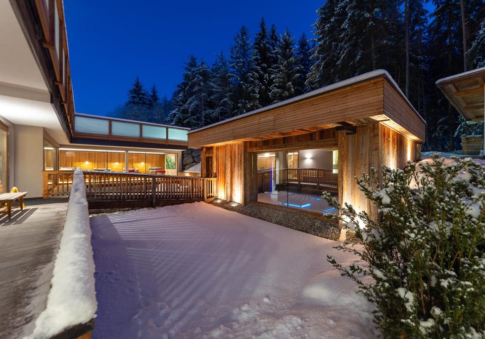 Hotel Weiher Green Lake Hotel in Trentino-South Tyrol