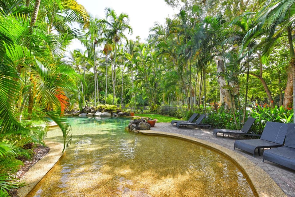Golden Sands Beachfront Resort Resort in Cairns