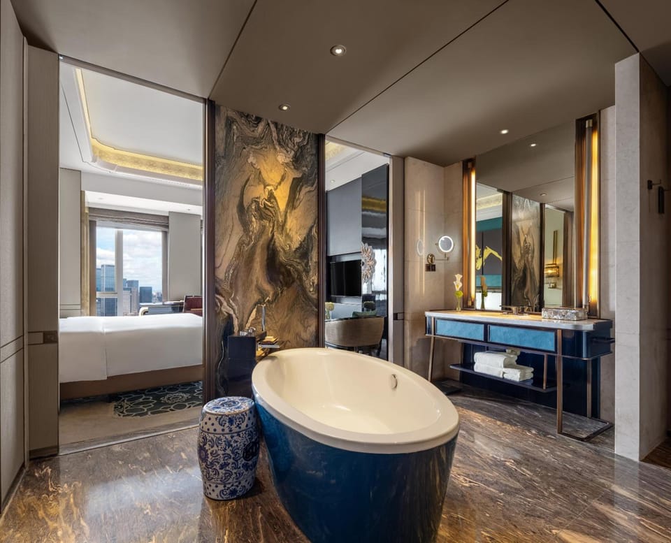 Wanda Reign Chengdu Hotel in Chengdu