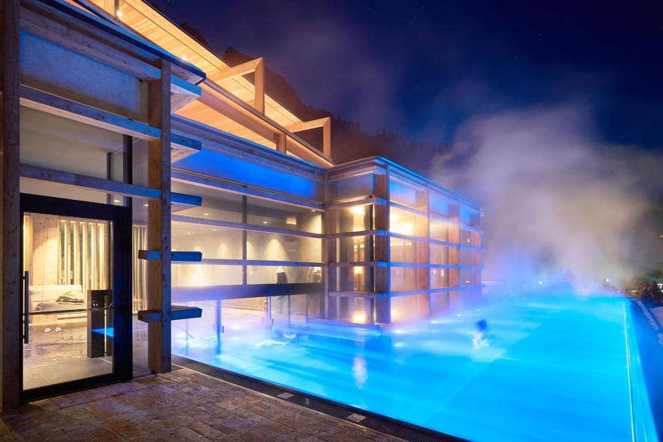 Hotel Cristallo - Wellness Mountain Living Hotel in Trentino-South Tyrol